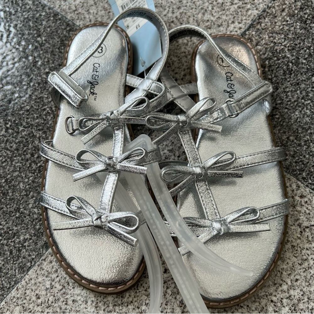 Cat & Jack Silver Bow-Strap Girls' Sandals- Size 13